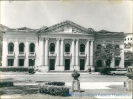 Fachada da biblioteca do estado do Rio de Janeiro